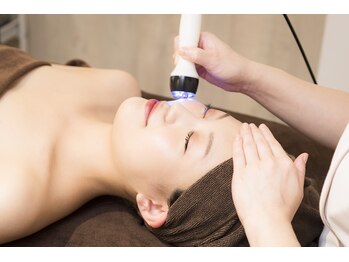 ビジョーラ(BEJORA)/ハイパーナイフ小顔の最強コラボ