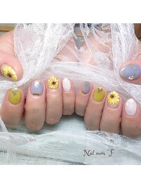 ひまわりネイル