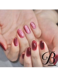 【ちゅるんとマグネットネイル】