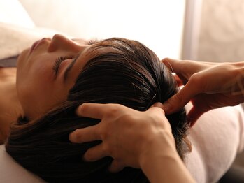 クロエ(Chloe)/本格ドライヘッドスパ