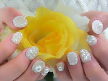 フォンテーヌブロー 野々市店(Fontaine Brow)/付け放題フリーデザインネイル