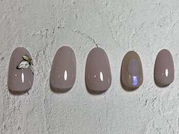 フレイムス アイラッシュ アンド ネイル(FRAMES)/手描きバタフライネイル♪