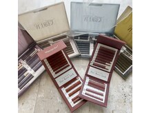 ユー アイズ(u eyes)/カラーラッシュで垢抜けエクステ