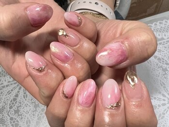 リアン(Liens)の写真/オフ無料！定額ネイル¥6600♪豪華デザイン×ハンドパック付で指先もお肌も美しく★マグネットネイルも◎