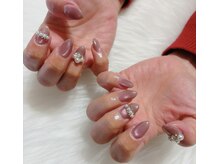 ワイズネイル(Y's NAIL)の雰囲気(パラジェルベース選択◎マグ/ミラー/フラッシュ/パーツ多数)