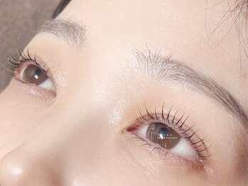 ネイルアンドまつげエクステ専門サロン スリー(THREE)/