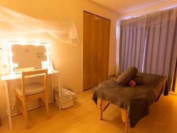 シエロアズーロ(Cielo azzurro)の写真/日々の疲れを癒すこだわりの施術を、ゆったりと寛げる落ち着きのある個室空間で堪能◇全身の軽さに感動♪