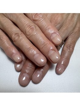 マニスト/クリア補強ジェルネイル