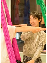 エアリアルヨガスタジオ エアラビ(AIR RAVI) 池田 麻衣