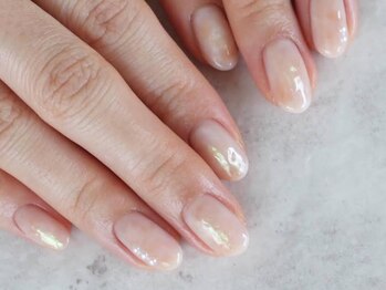 ネイル アトリエ コモード(nail atelier Comodo)/ニュアンスネイル [pearl beige]