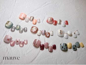 モーブ(mauve)の写真/トレンドを意識したフットネイルで気分もお洒落度もUP♪季節感ある華やかなフットデザインを多数ご用意◎