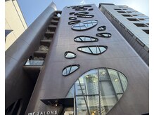 アオアイラッシュ 渋谷 表参道(ao.eyelash)/外見はこの歪な窓が特徴的！！