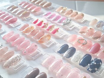 ハニエル(Haniel)の写真/【高技術×スピーディー】カラー・デザイン揃っています。シンプル系から華やか系までデザイン豊富♪