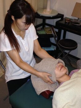 ベイリーズ うつのみや表参道スクエア店/骨盤矯正ストレッチ 施述流れ9