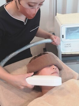 アンバー(unbar.)の写真/顔脱毛をするなら☆シュガーリング脱毛+最新光脱毛がオススメ◎お顔の産毛を取り除くことで化粧ノリUP◎