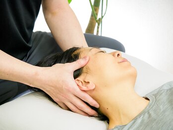 森家 綱島店/チーフ林の小顔調整