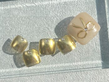 ミラーリボンフット