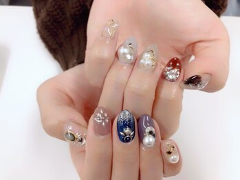 フォンテーヌブロー 野々市店(Fontaine Brow)/付け放題フリーデザインネイル