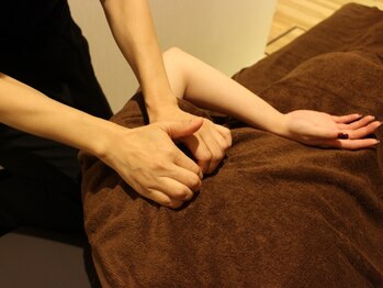 百会の写真/じわっと気持ちいい！首肩の不調に★【整体30分+首リンパ20分+ヘッド10分￥5500】首肩/頭痛/目・脳疲労に◎