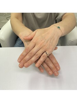 ナチュラルベージュ