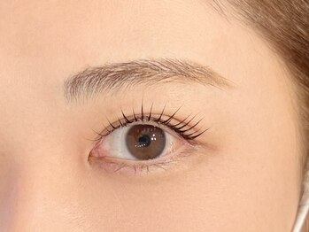 ミディ(MIDI)/《パリジェンヌラッシュリフト》