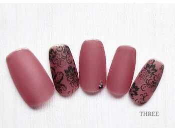 スリー 自由が丘(THREE)/レースネイル