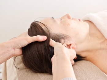 アンスリウム(ansrium)の写真/＼完全個室／痛みが苦手な方におすすめ◎当店人気No1！頭蓋骨小顔矯正★【小顔/頭痛/眼精疲労/肩こり改善】