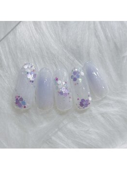 6月大人可愛いおでかけネイル