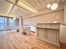 ネイルスタンド(NAIL STAND)