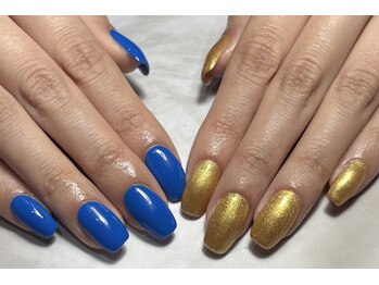 カルフールノア 北千住店(Carrefour noa)/アシメカラー