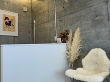 コクーン(Cocoon)の雰囲気（オシャレな店内受付）