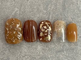 ブラウン×ゴールド