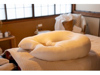 灯/妊婦さんもうつぶせになれます