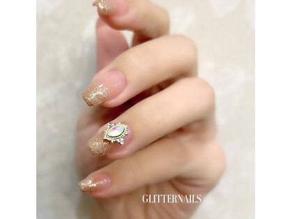 グリッターネイル(GLITTER NAILS)の写真