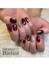 エスフィーネイルサロン リシェル(Esfy nailsalon Richer)/キラキラゴージャスなネイル