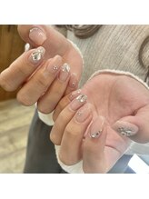 モノクローム(Monochrome)/綺麗めDesign