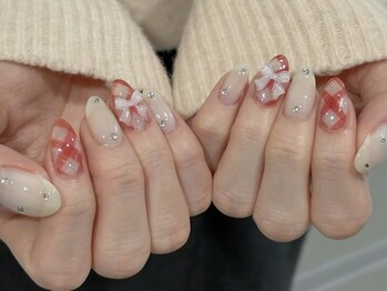 ルネネイル(Lune nail)/クリスマスネイル・キラキラ