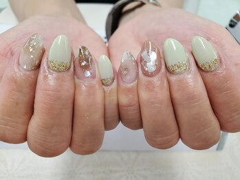 ダブルネイル(Double Nail)/[前窪]ピスタチオカラー