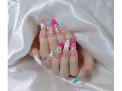 リャー(LYA)の写真