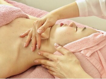 サロンドヴィヴィ(Salon de ViVi)