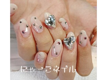 にゃーこネイル/ハートストーン☆持込みデザイン