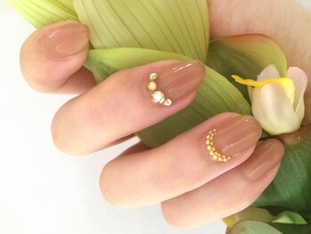 スタンダード アイネイル/ベージュ系ジェルネイル¥8800