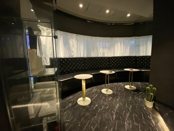 RBL 銀座店/待合スペース