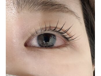 クルン(KURUN)/長く濃いまつ毛に♪