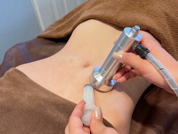 サクラメイト(咲楽メイト)の写真/《針を使わない！脂肪分解剤導入・脂肪冷却》最先端の機器でお出迎え◎気になる部位にアプローチ☆　