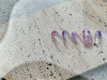 テテネイル(tete.nail)/石膏ジェル×ボコボコ絵画花