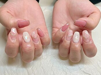 ビジュゥの写真/【人気No.1★持ち込み可能アート2本】大人女性に刺さるシンプル・上品・綺麗め・オフィスデザイン多数♪