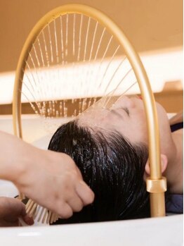 金指足湯館の写真/中国で話題沸騰☆【当店おすすめ★漢方湯かけ流しヘッドスパ+首肩マッサージ付60分￥6980】眼精疲労解消◎