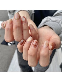 モノクローム(Monochrome)/Brown Check