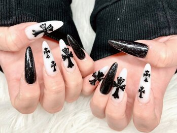 ビューティーライン 本厚木店(BEAUTY LINE)の写真/《スカルプ歴19年》薄くても折れない、浮かないモチが良いと定評！ジェルチップの長さ出しもお勧めです♪